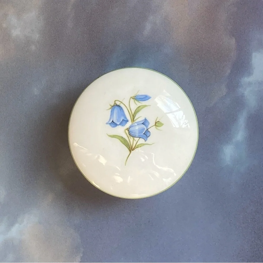Vintage Bluebell fine bone china trinket jewelry pill box keepsake - Picture 1 of 5